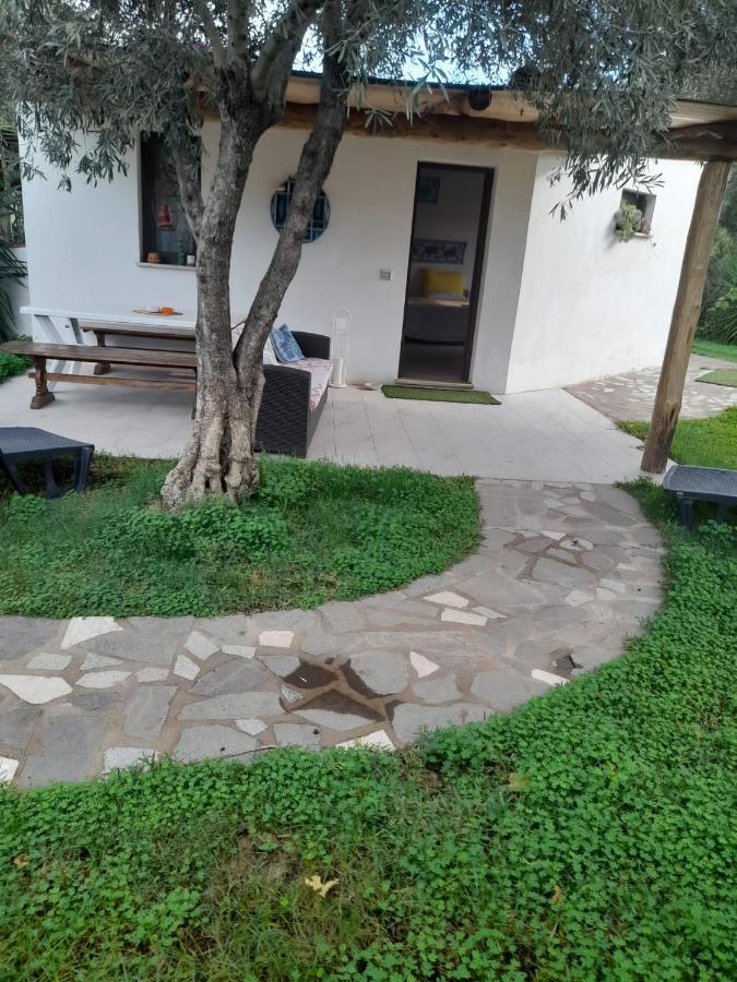 Bed and Breakfast Giardino Del Sole Ольбия Экстерьер фото